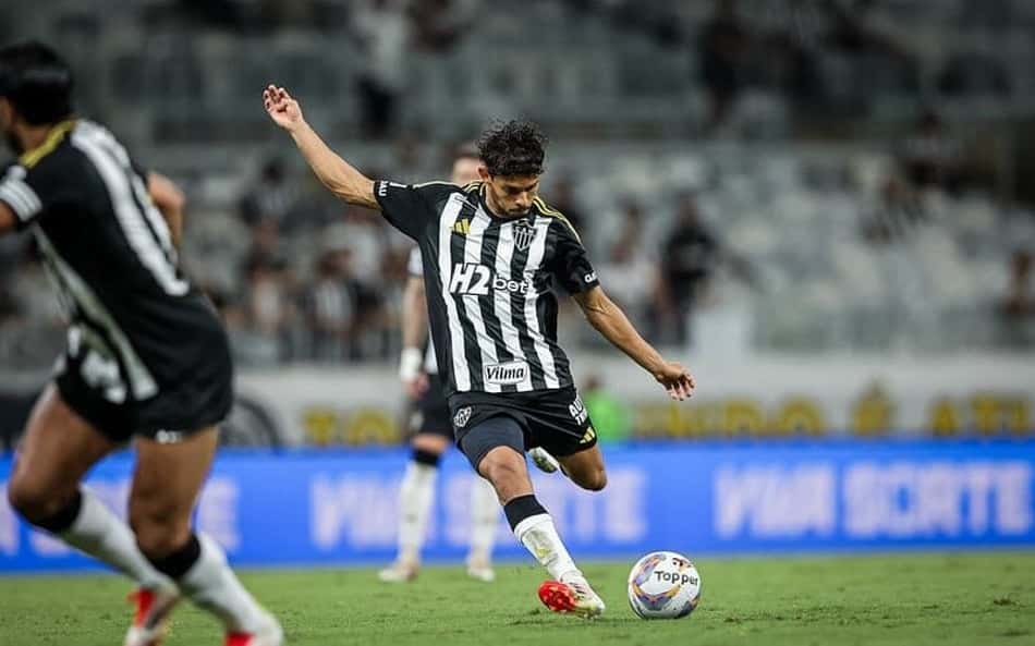 Hulk e Scarpa voltam a se entender para dar vitória ao Atlético-MG