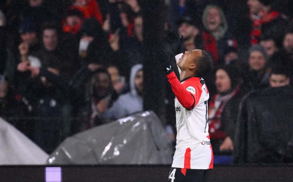 Brasileiro é destaque em vitória do Feyenoord sobre o Milan na Champions League