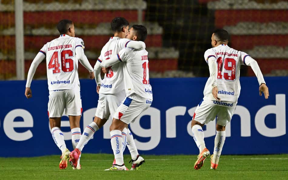 Libertadores: Bahia sai atrás, mas consegue empate e vai decidir em casa