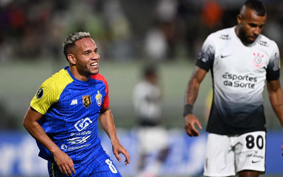 Hugo Souza admite superioridade do Corinthians e lamenta empate na Libertadores