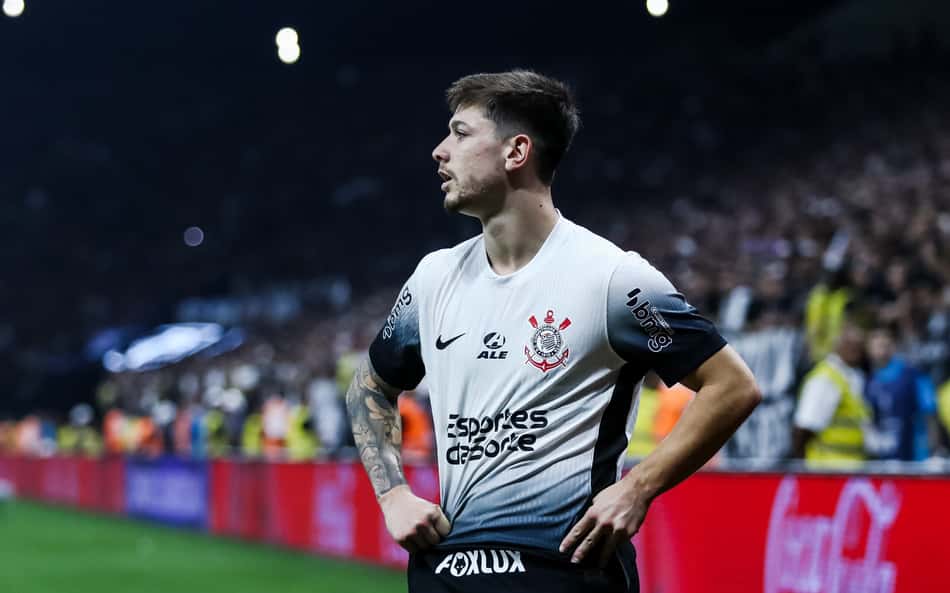 Rodrigo Garro relembra sufoco e sonha com título no Corinthians