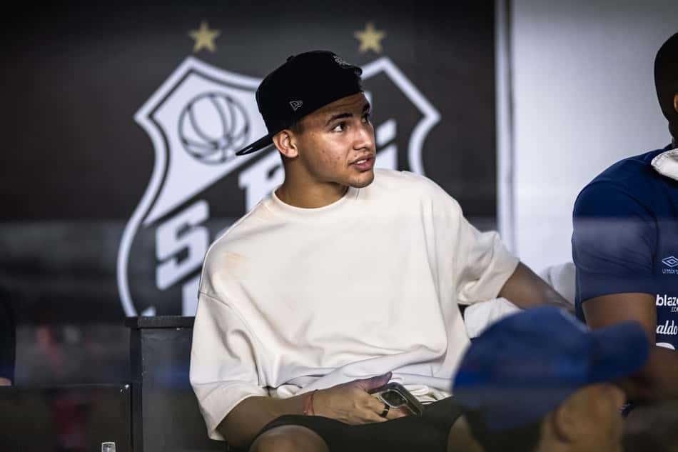 Deivid Washington retorna ao Santos com contrato até o fim de 2025. (Foto: Abner Dourado/AGIF)