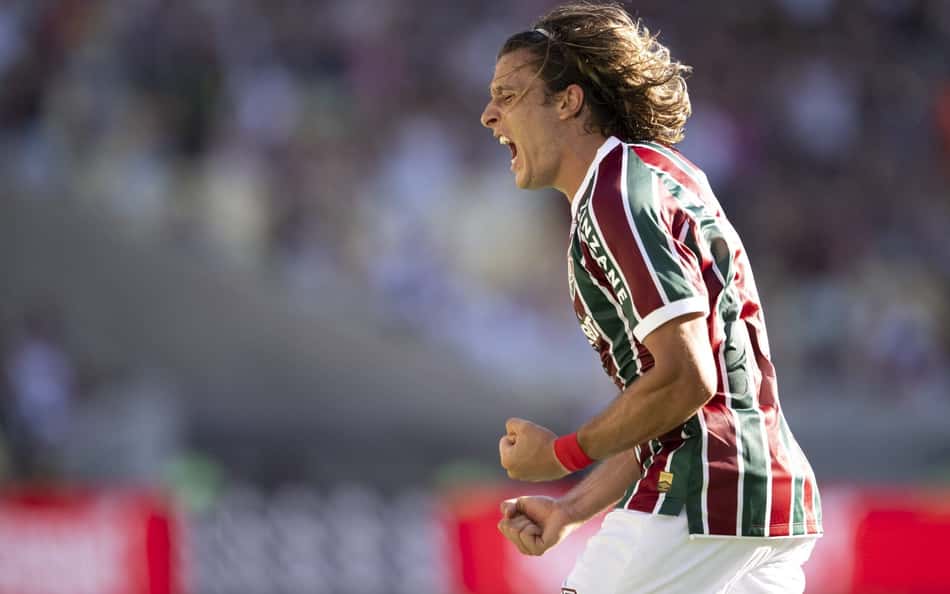 Canobbio elogia semana de treinos do Fluminense e celebra primeiro gol
