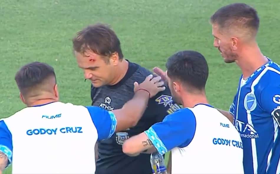 Partida é encerrada após agressão a 'bandeirinha' no Campeonato Argentino