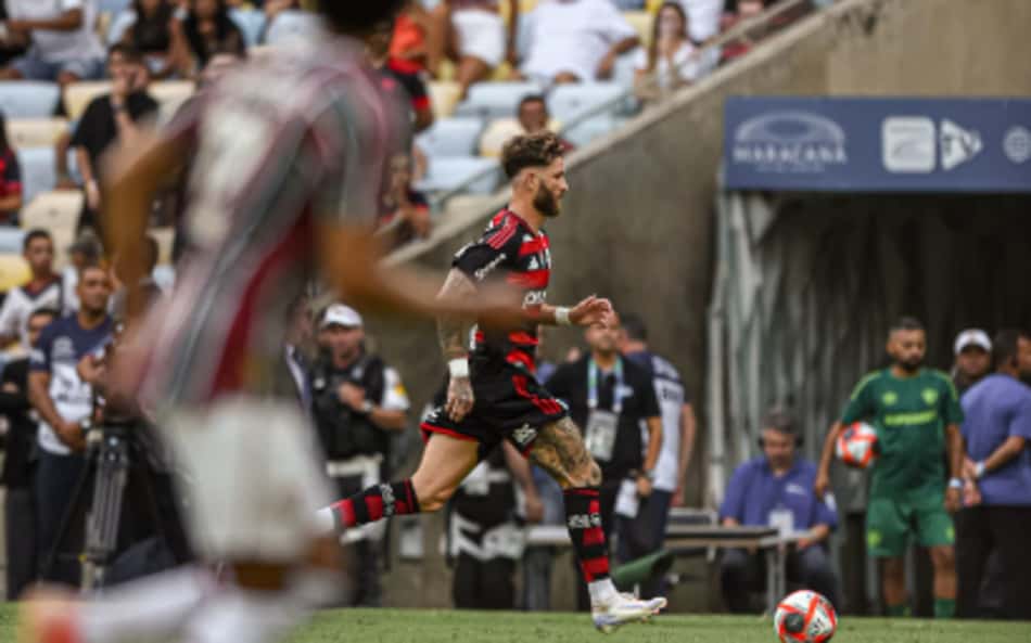 Léo Pereira, do Flamengo, homenageia Garotos do Ninho: 'Jogamos por eles'