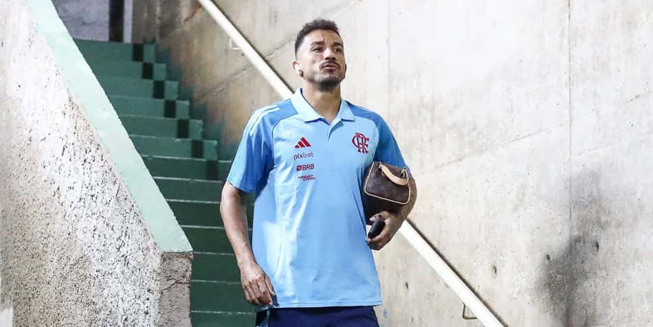 Danilo, zagueiro do Flamengo, deu entrevista para jornal inglês (Foto: Gilvan de Souza/Flamengo)