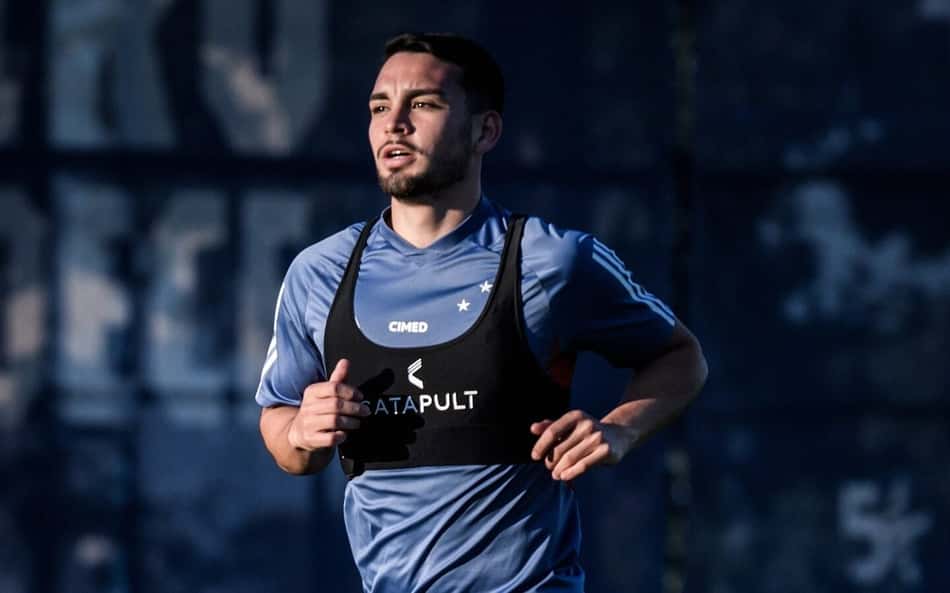 Athletico se aproxima de volante Fabrizio Peralta, do Cruzeiro