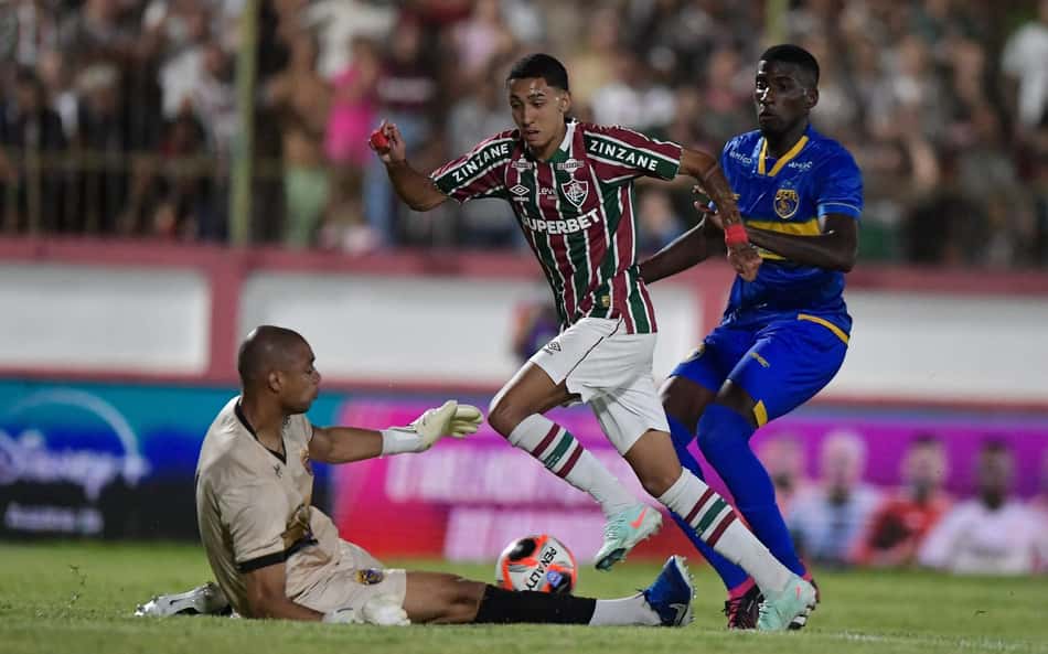 Fluminense renova contrato de promessa de Xerém até 2029