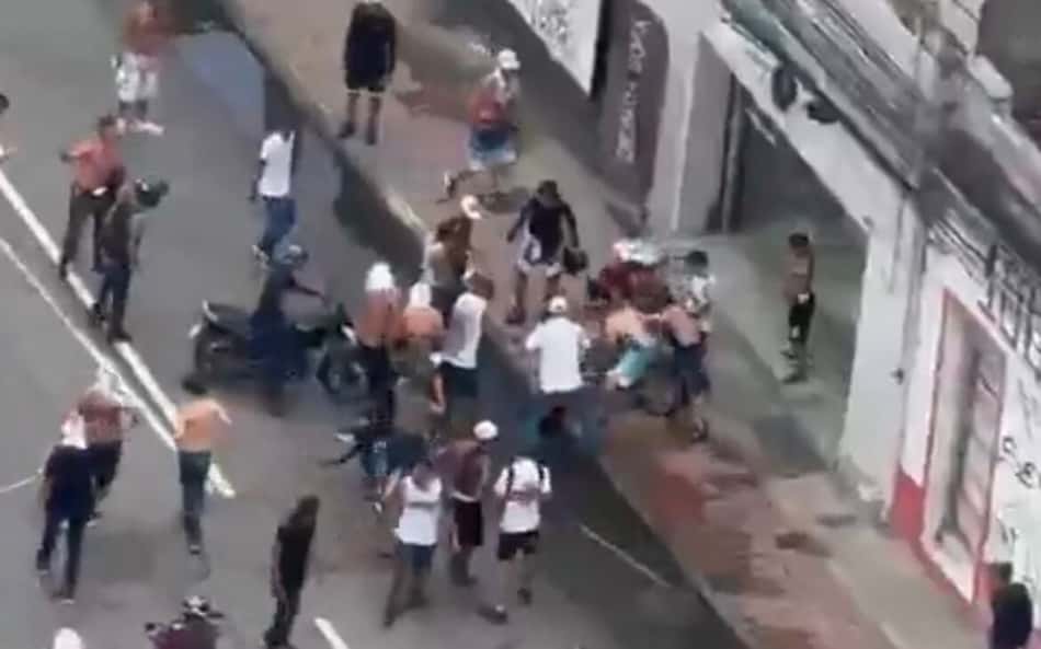 Torcedor sofre violência sexual em briga de torcidas de Santa Cruz e Sport