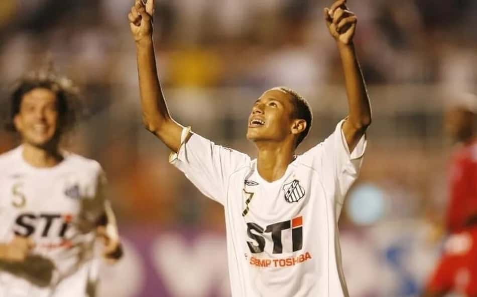 Relembre como foi a estreia de Neymar pelo Santos