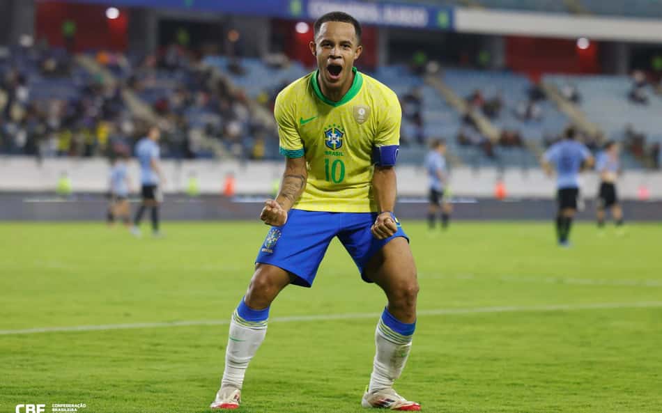 Pedrinho celebra gol sobre Uruguai e projeta sequência do Brasil no Sul-Americano Sub-20