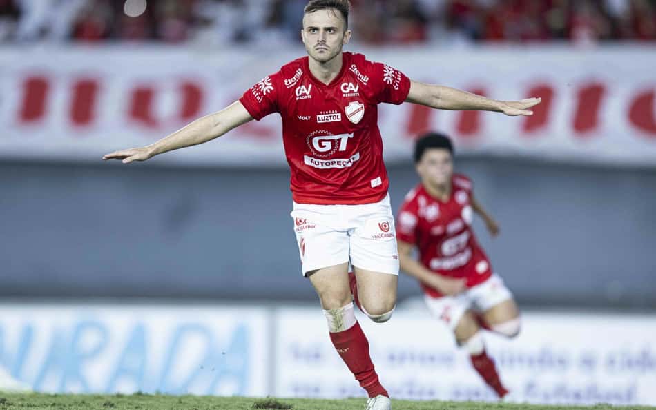 Jogos de ontem no futebol: resultados no Brasil e no mundo (2/2)