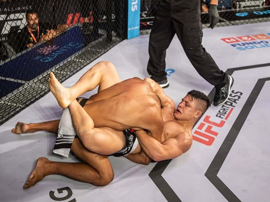 Jean Matsumoto em ação no UFC (Foto: Reprodução/Instagram)