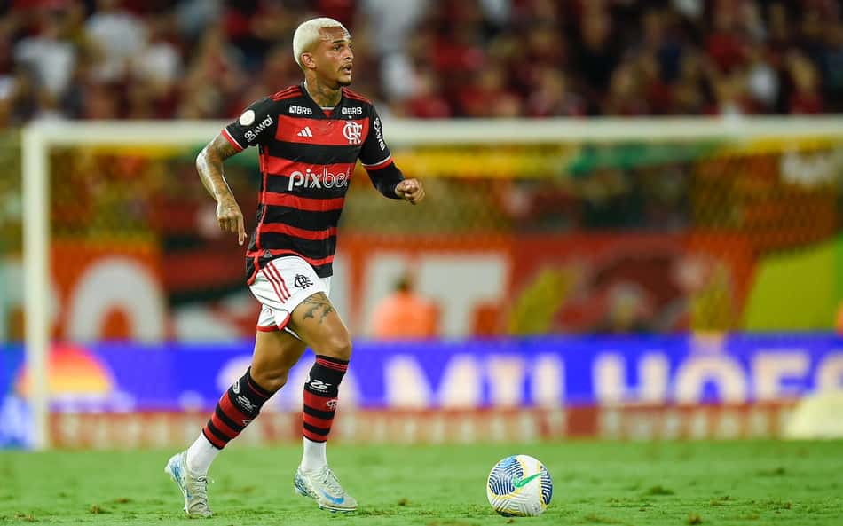 No radar do futebol europeu, Wesley, do Flamengo, chama atenção da Seleção