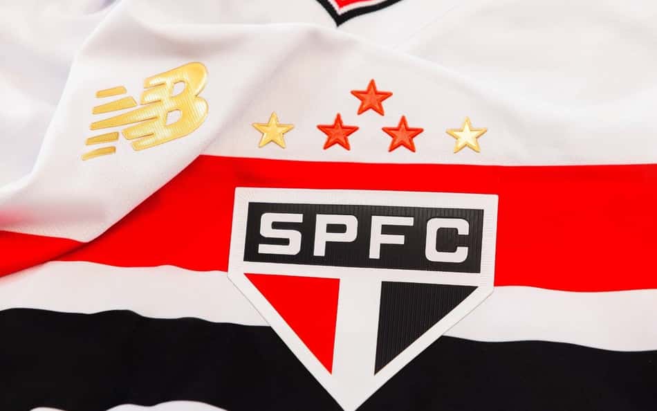 Nova camisa do São Paulo é anunciada para a temporada 2025; veja imagens