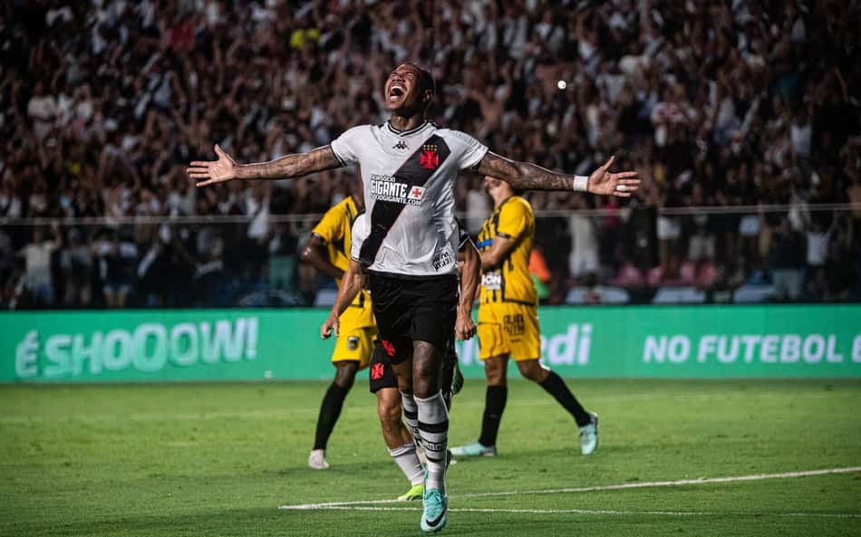 Vasco rescinde contrato de Zé Gabriel