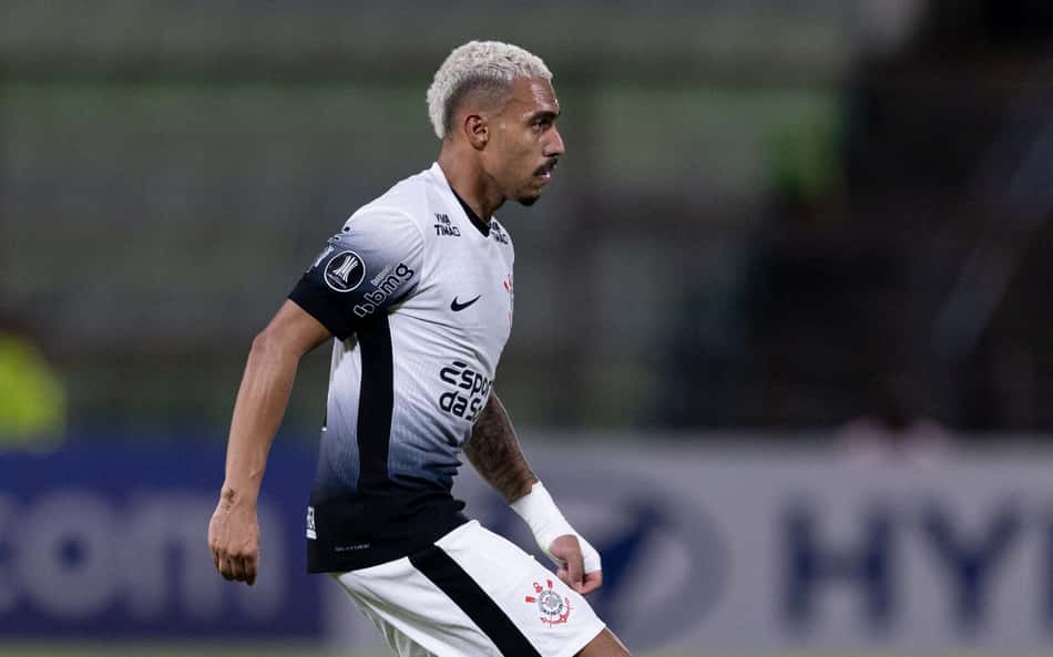 Matheuzinho admite atuação ruim do Corinthians na Libertadores: 'Frustrante'