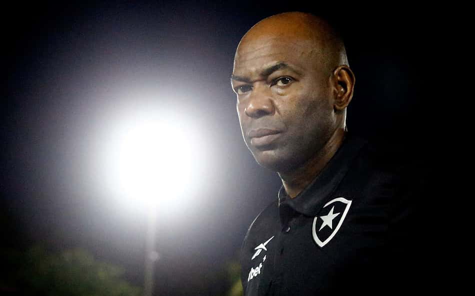 Recopa: Botafogo terá novidades diante do Racing; veja escalações