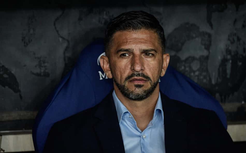 Auxiliar do Corinthians sobre clássico com Santos de Neymar: 'Não muda nada'