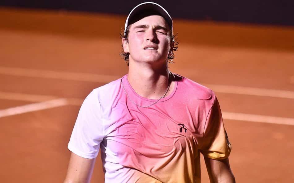 João Fonseca sobre queda no Rio Open: 'Não consegui enfrentar o nervosismo'