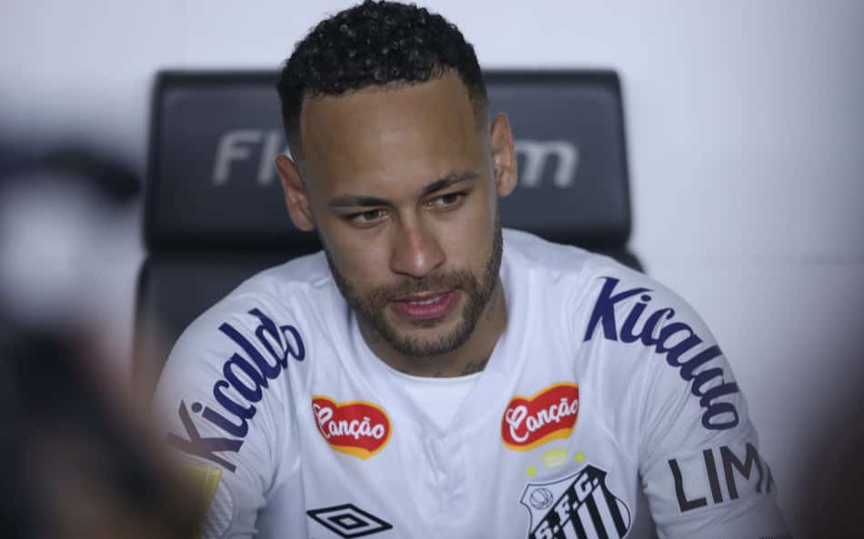 Decisão de transmissões sobre Neymar repercute entre torcedores: 'Todo lance'