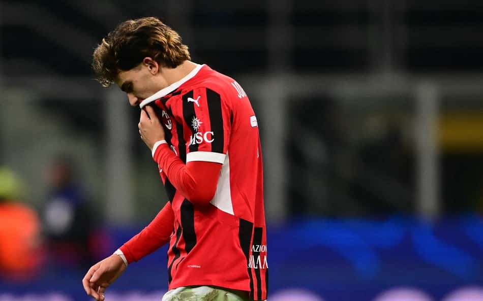 'Novo Cristiano Ronaldo' vive baixa no Milan após fracasso em grandes ligas