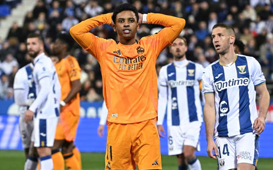 'Ancelotti está boicotando Rodrygo no Real Madrid', diz jornal espanhol