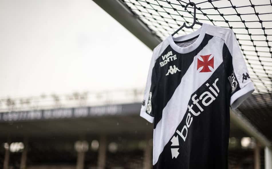Vasco corre contra o tempo para inscrever reforços a tempo da semifinal do Carioca