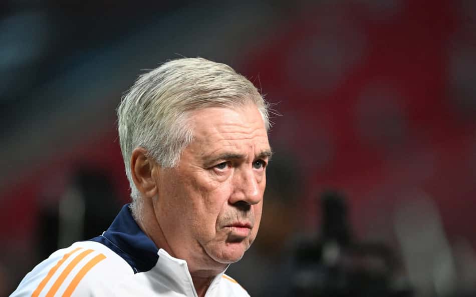 Ancelotti dispara contra calendário do futebol: 'Dinheiro vem em primeiro lugar'