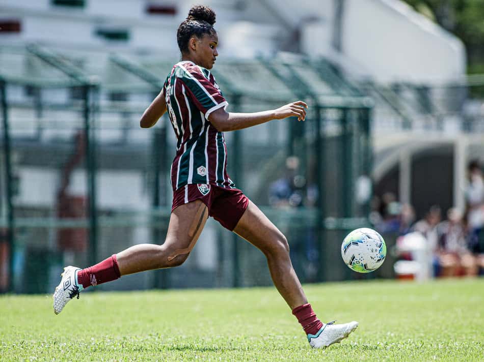 Tarciane, pelo Fluminense, no Brasileirão Feminino Sub-18. (Foto: Adriano Fontes/FFC)