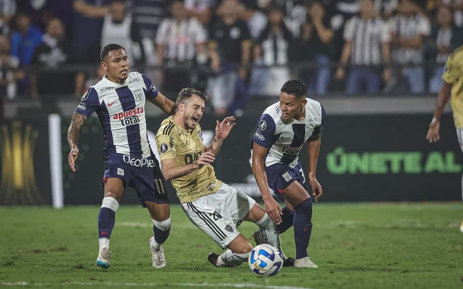 Time brasileiro caiu em grupo da Libertadores com 'maldição' histórica; entenda