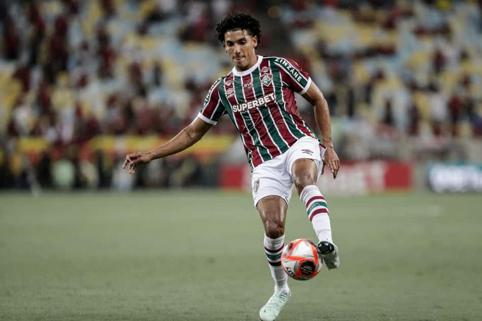 Fuentes, do Fluminense volta à escalação titular diante da Aparecidense (Foto: Lucas Merçon/FFC)