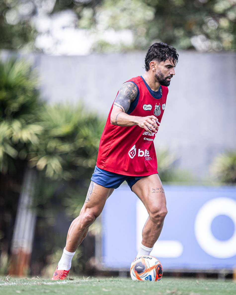 Tomás Rincón temum gol em 141 jogos pelas Eliminatórias da Copa do Mundo. (Foto: Raul Baretta/ Santos FC)