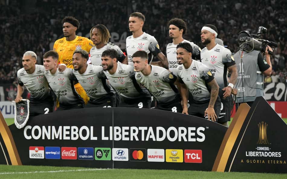 Corinthians leva vantagem sobre equatorianos na Libertadores; veja os números