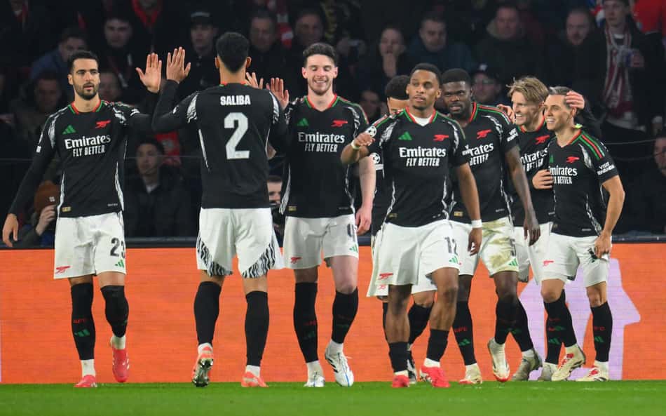 Arsenal faz 7 a 1 e PSV sofre pior derrota da sua história na Champions League