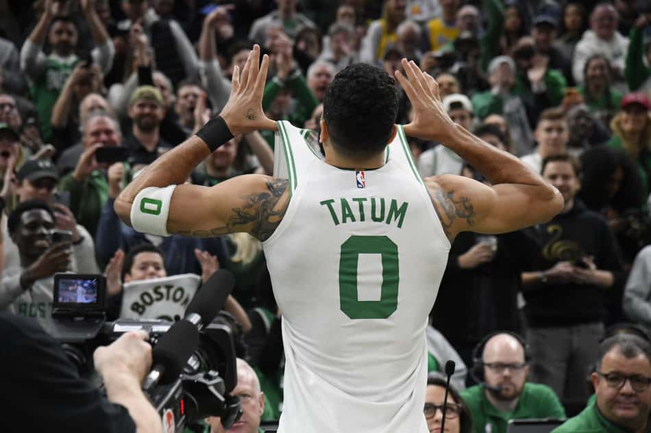 Los Angeles Lakers v Boston Celtics