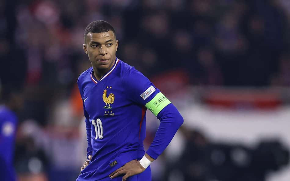Jornal francês critica Mbappé em retorno à seleção: 'Falta de eficiência'