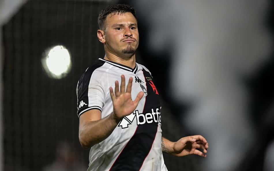Vasco: Hugo Moura abre o jogo sobre relação com o Flamengo