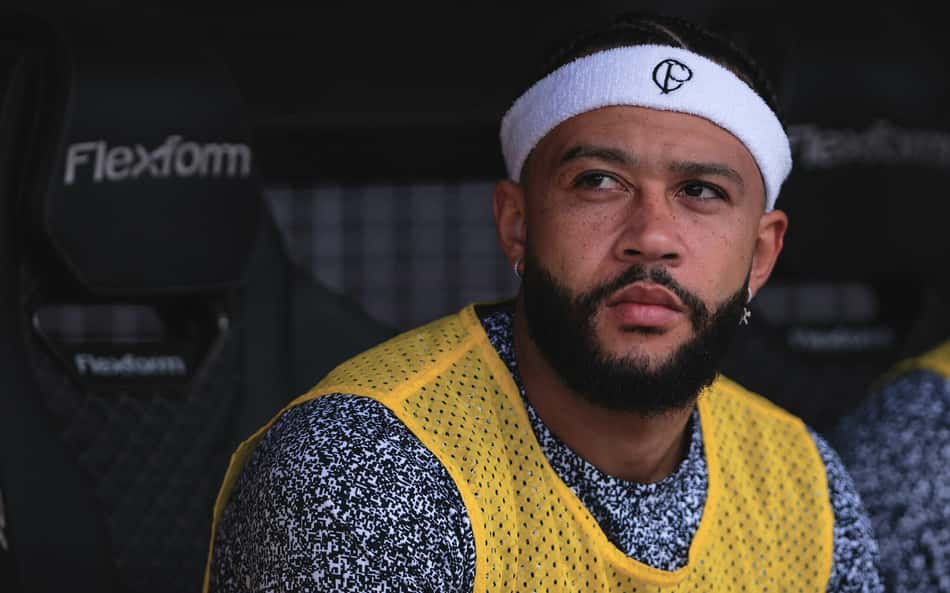 Felipe Neto ironiza declaração sobre Memphis e dispara: 'Falta ganhar Libertadores'
