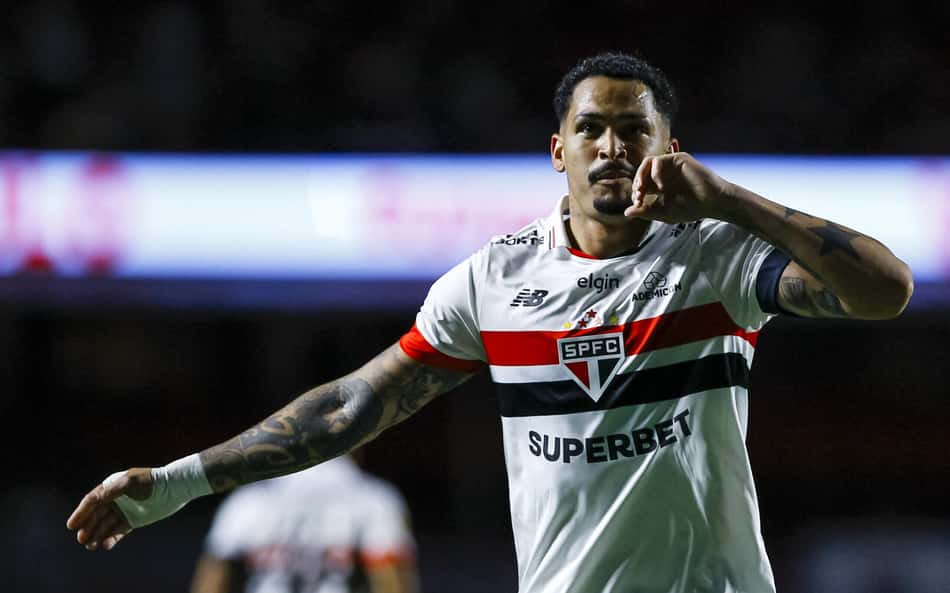 Escalação do São Paulo: Luciano começa, e Zubeldía mantém três zagueiros