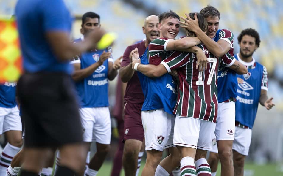 Fluminense encontra equilíbrio e atinge marca após um ano