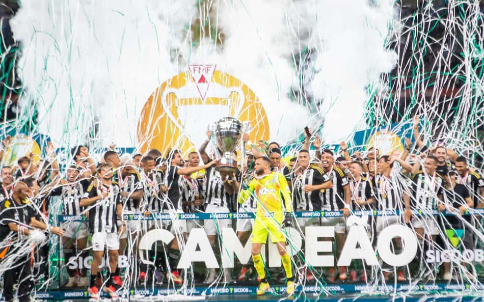 Atlético-MG comemora 117 anos com nova versão do hino