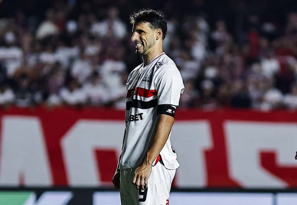 Talleres e São Paulo se enfrentam na primeira rodada da fase de grupos da Libertadores, veja onde assistir (Foto: Fabio Giannelli/AGIF)