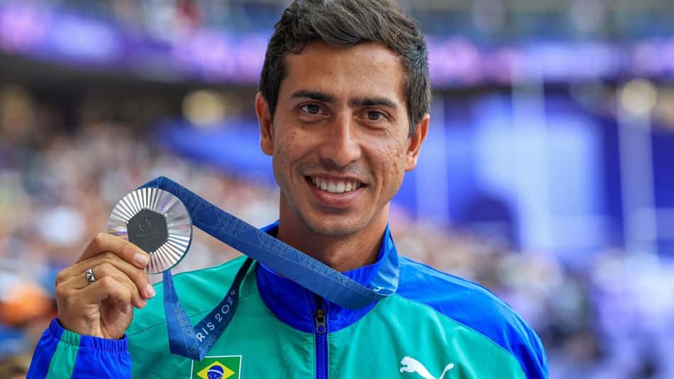 Brasileiro é o atual vice-campeão olímpico (Foto: Wagner Carmo/CBAt)