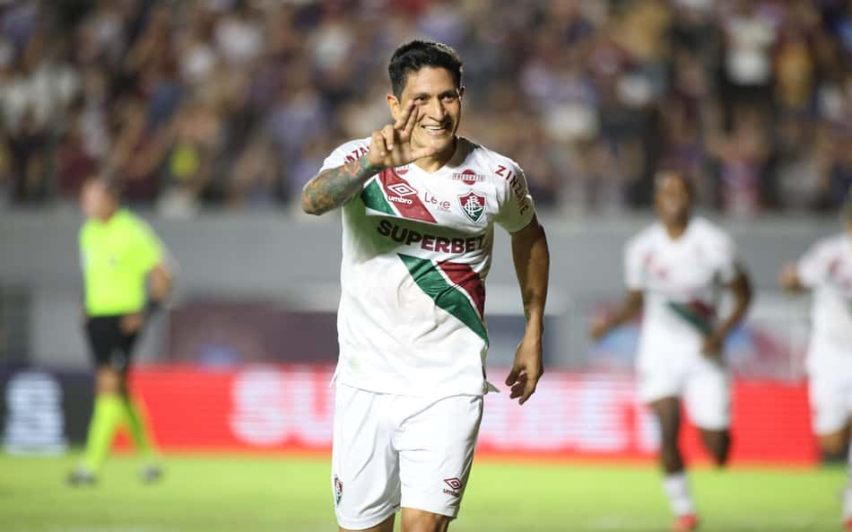 Cano revela 'meta de gols' e mira novas marcas no Fluminense