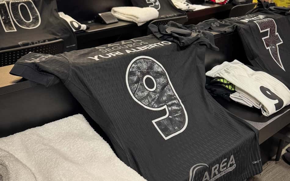 Chuva alaga vestiário do Corinthians no Equador; elenco foi realocado