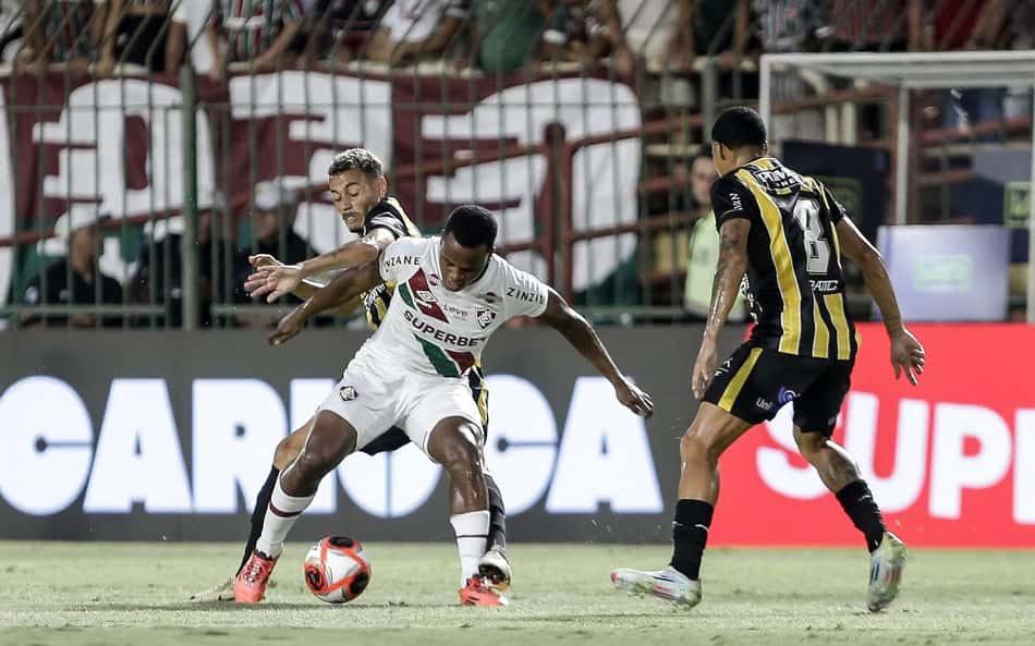 Melhores momentos: Fluminense empata e encara o Flamengo na final do Carioca