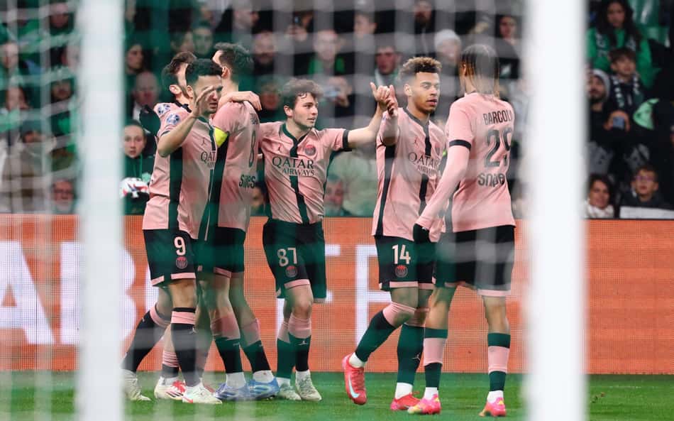 PSG goleia, iguala sequência histórica e pode conquistar a Ligue 1