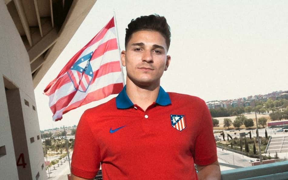 Julián Álvarez quebra silêncio sobre lance polêmico na Champions League: 'Já vi mil vezes'