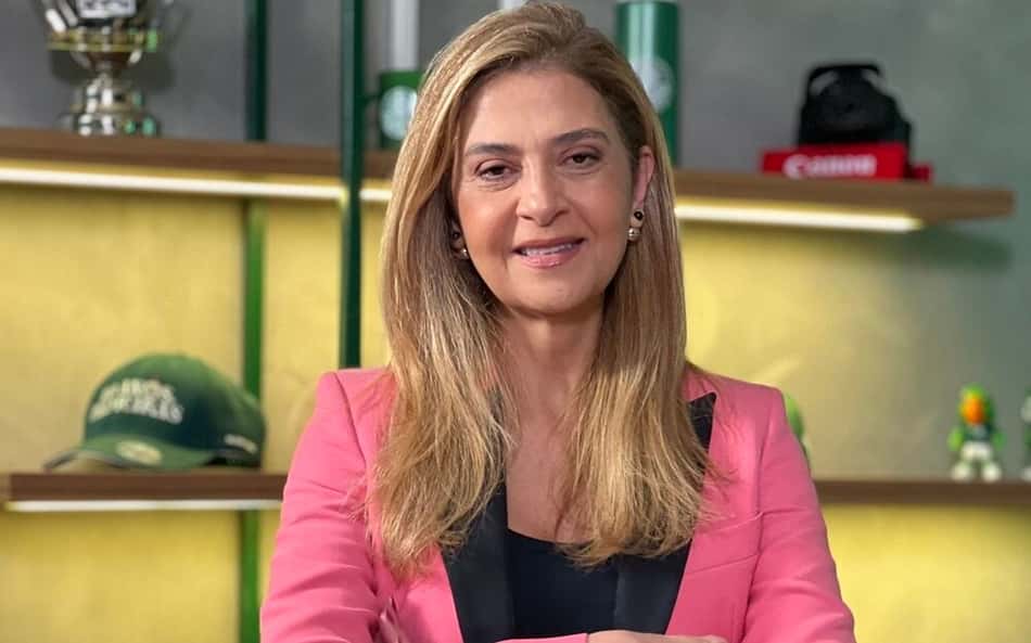 Presidente do Palmeiras diz que só jogadores em fim de carreira reclamam do sintético